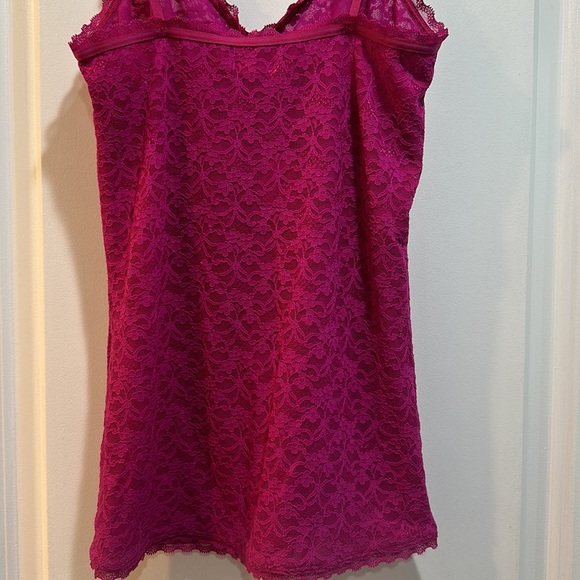 BRAND NEW AERIE Fushia lace camisole size M - Picture 5 of 5